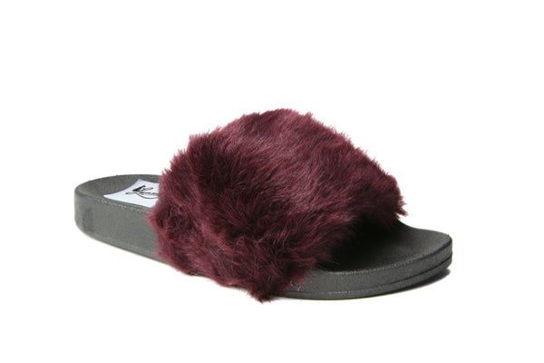 Slides with hot sale fur