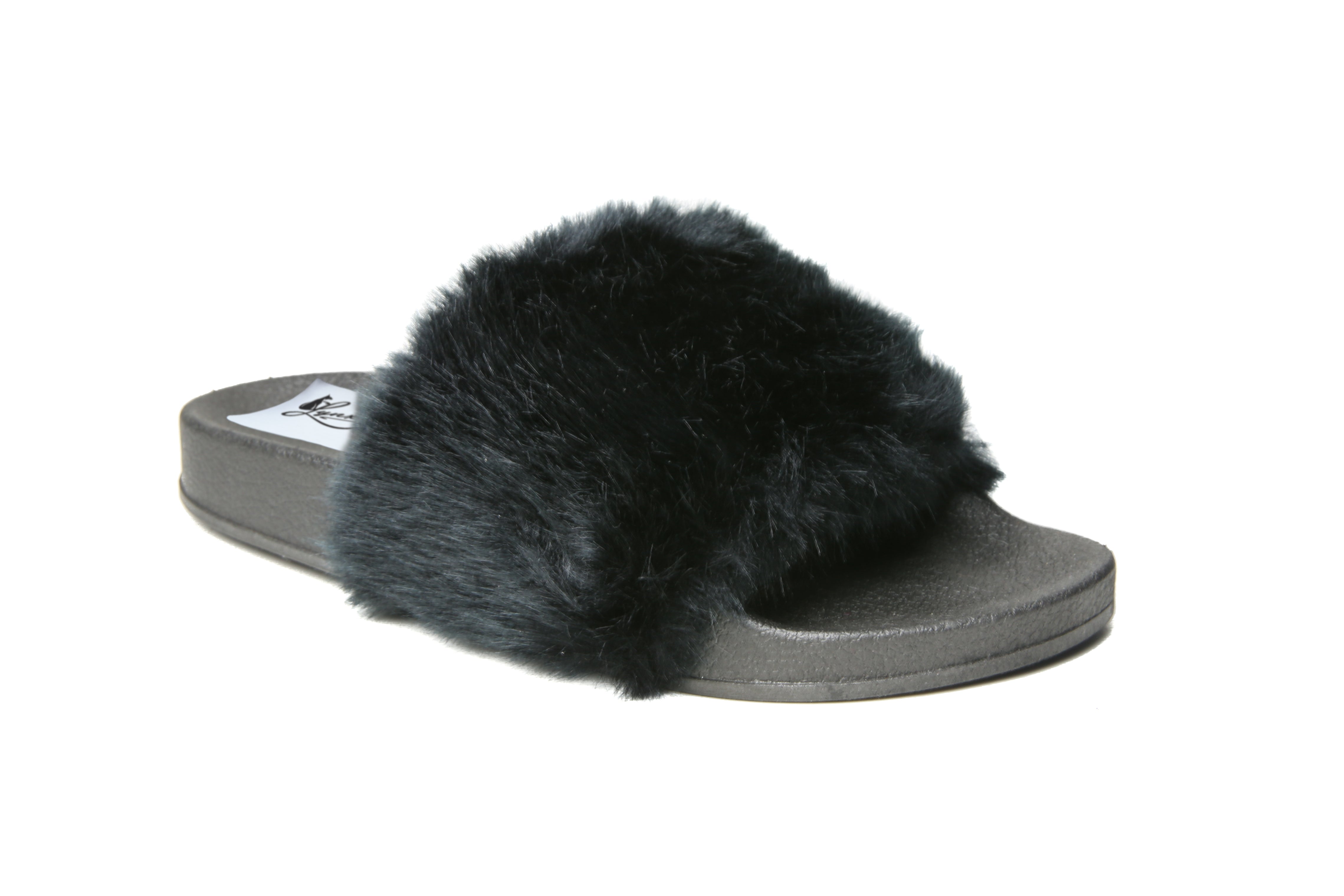Black Fur Slides 🖤